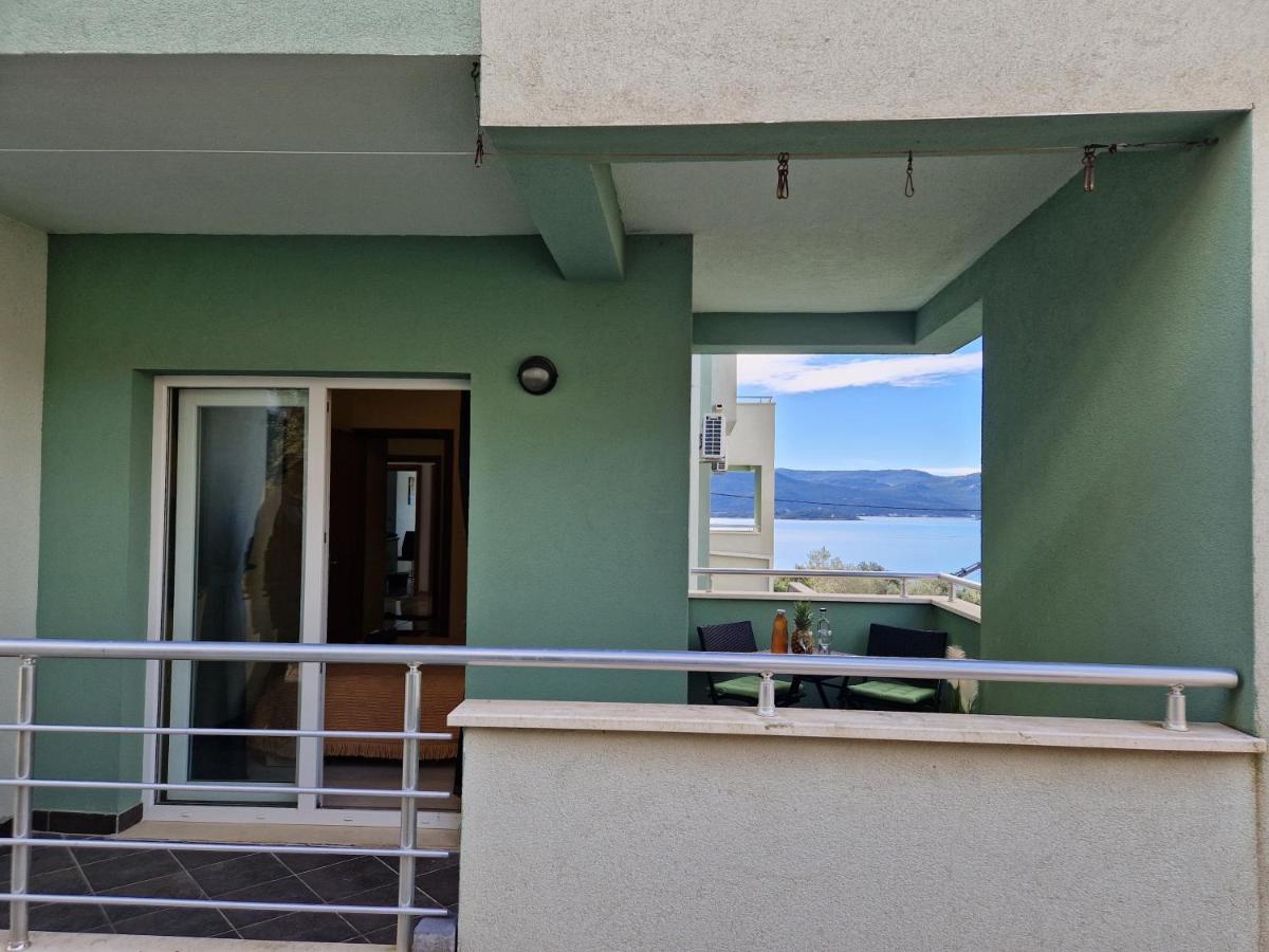 Apartments Ivano Klek Bagian luar foto