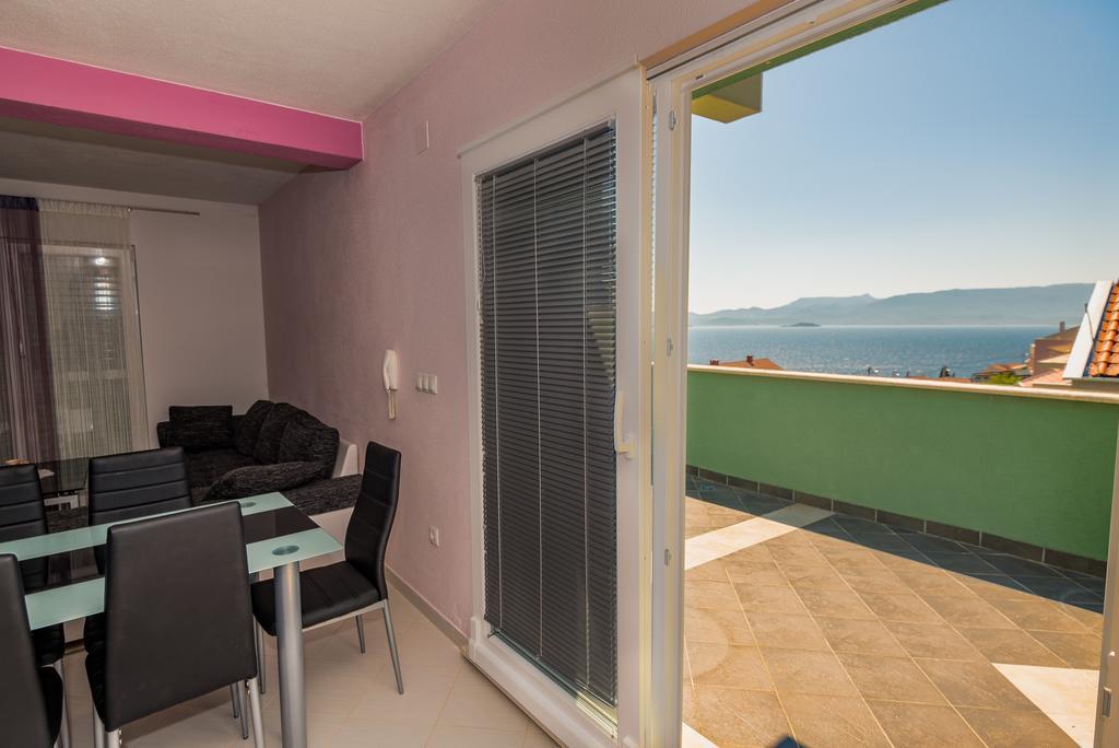 Apartments Ivano Klek Bagian luar foto